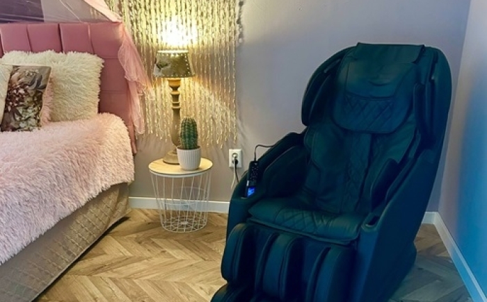 Smalle Relaxclusief bij Denise in haar slaapkamer