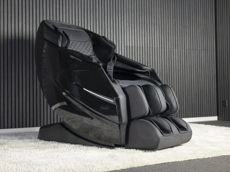 Woonkamer met massagestoel voor lange mensen Woonkamer met massagestoel voor lange mensen