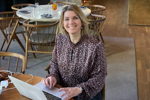 Review estherdeweert.com