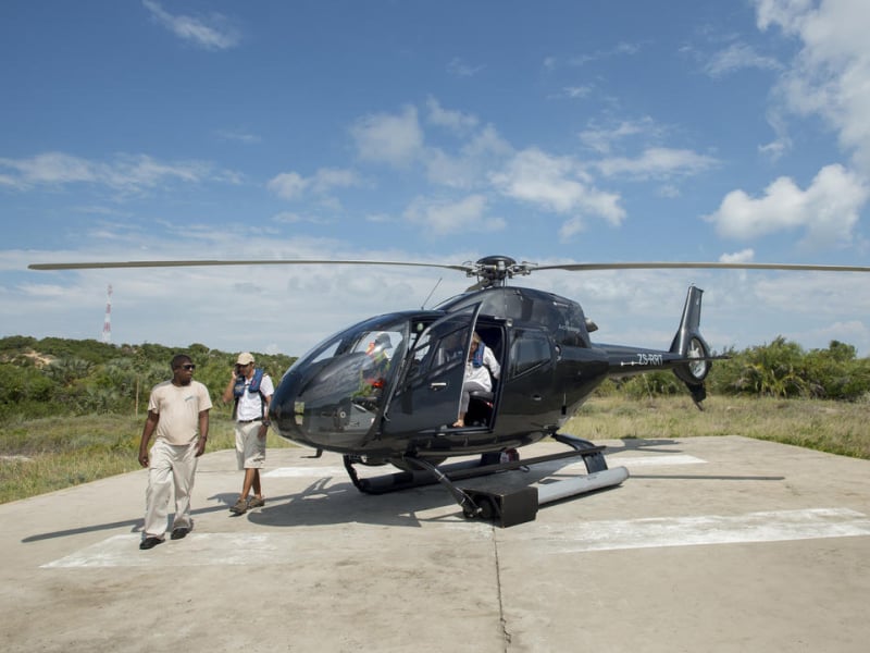 benguerra-island-lodge-mozambique-helicopter