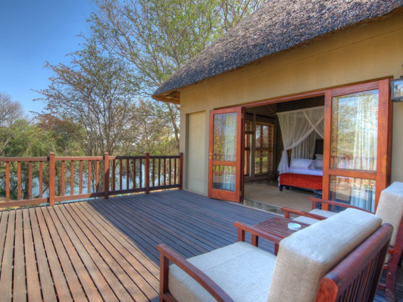 divava-okanvango-resort-spa-namibie-balkon