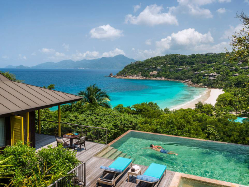 four-seasons-resort-seychellen-zwembad-villa