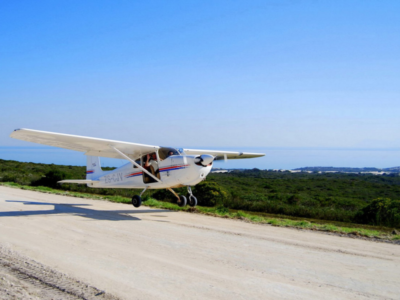 grootbos-nature-reserve-lodge-de-kelders-vliegtuig