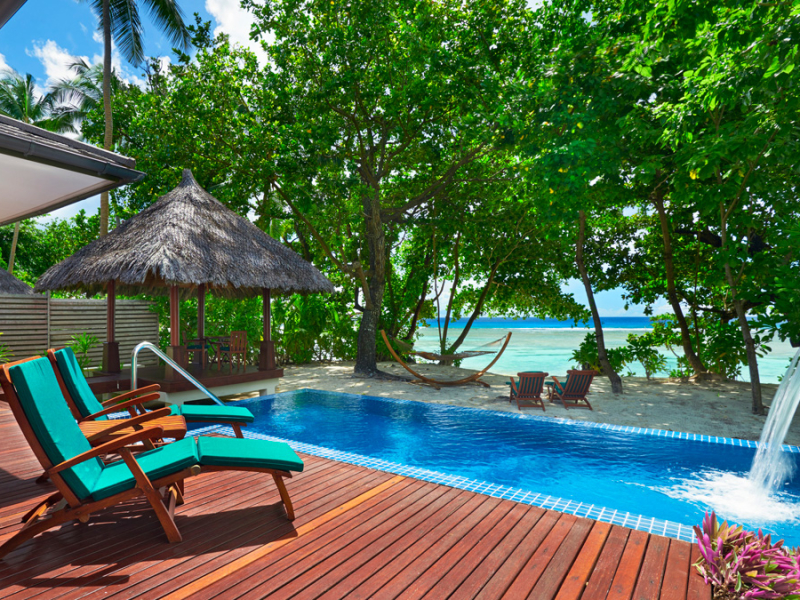 hilton-labriz-resort-spa-sihouette-island-seychellen-zwembad-suite