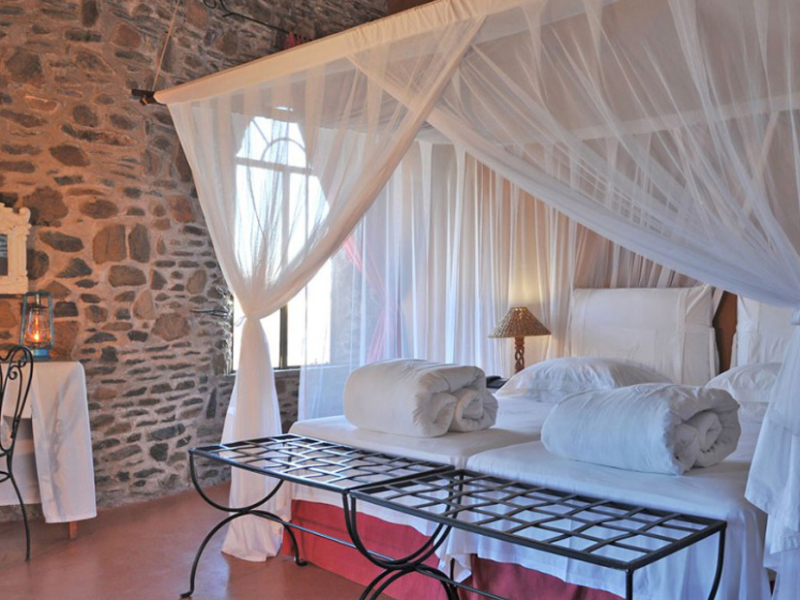 le-mirage-resort-spa-sossusvlei-namibie-slaapkamer