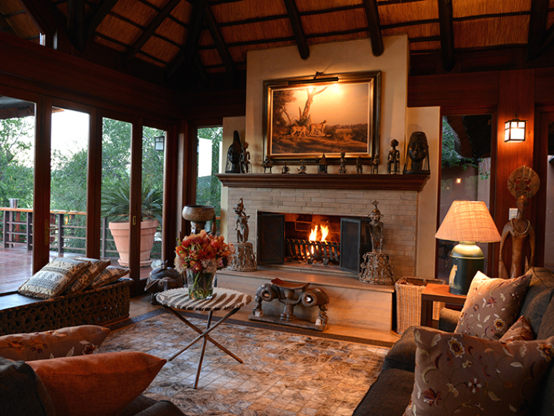 mateya-safari-lodge-lounge-with-open-fire-madikwe-game-reserve