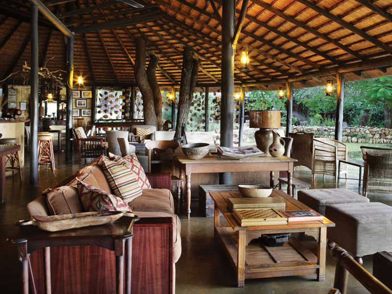 motswari-private-game-reserve-lodge-safari-timbavati-veranda