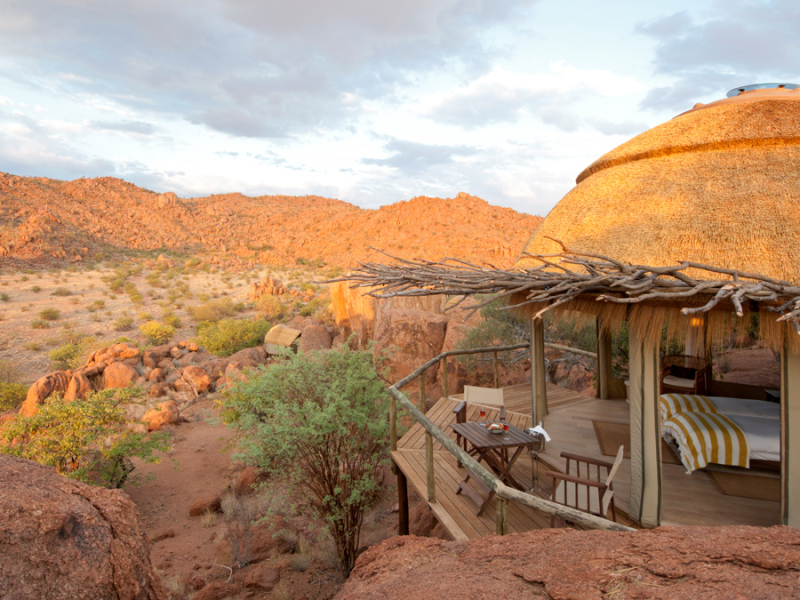 Mowani Mountain Camp - Luxe Accommodatie Namibië