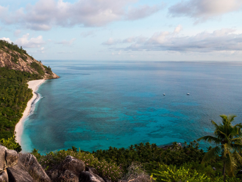 north-island-seychellen-eiland-uitzicht
