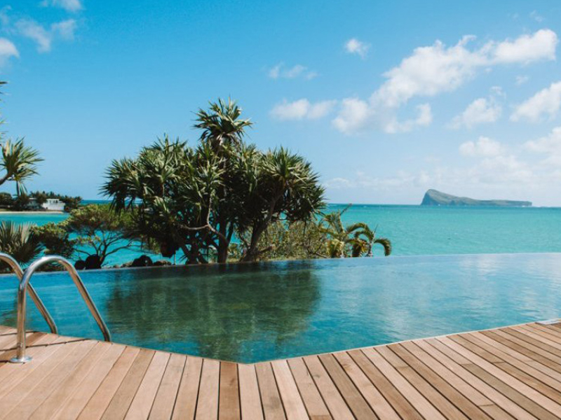 paradise-cove-boutique-hotel-mauritius-uitzicht-zwembad