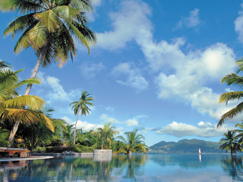 sainte-anne-private-island-seychellen-zwembad