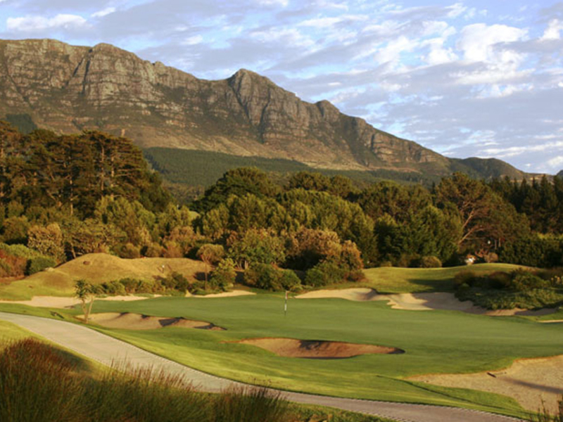 steenberg-hotel-golf-wine-estate-kaapstad-zuid-afrika-golf-14th-hole
