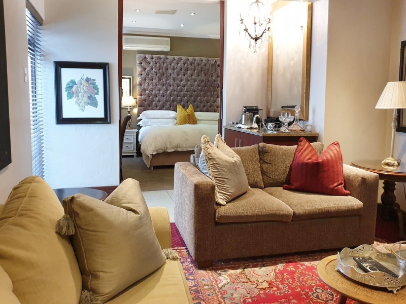 the-residence-boutique-hotel-johannesburg-suite