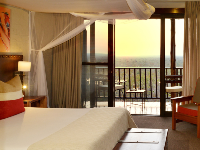 ictoria-falls-safari-lodge-zimbabwe-slaapkamer-met-uitzicht