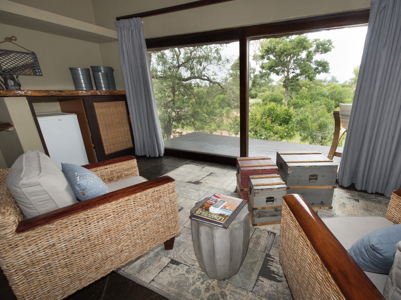 Kambaku River Sands Lodge bedroom3