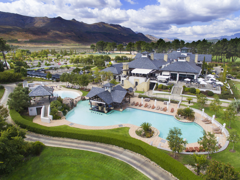 pearl-valley-golf-estate-swimming-pool-1