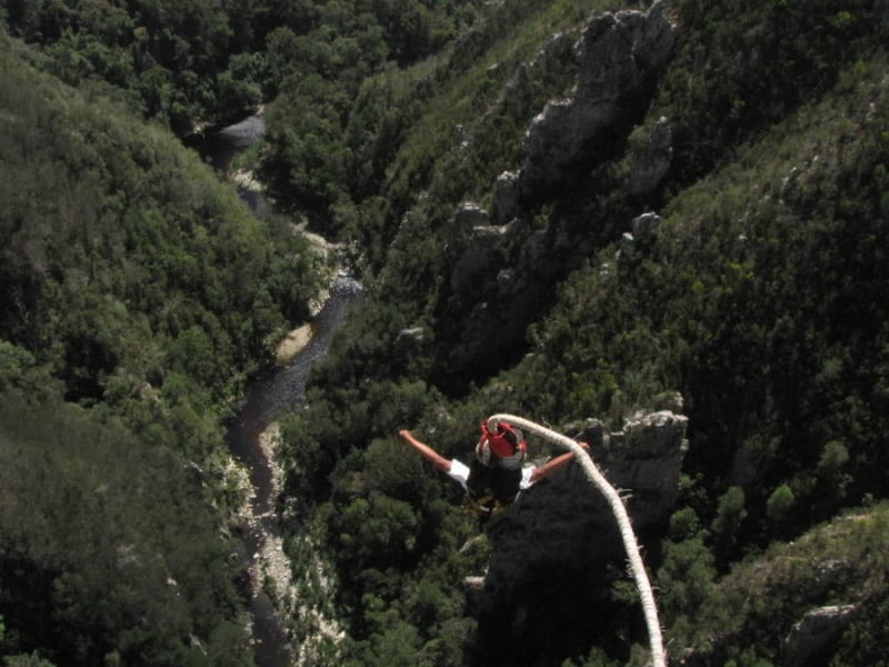 bungee jumpen in zuid afrika bloukrans bridge panorama view