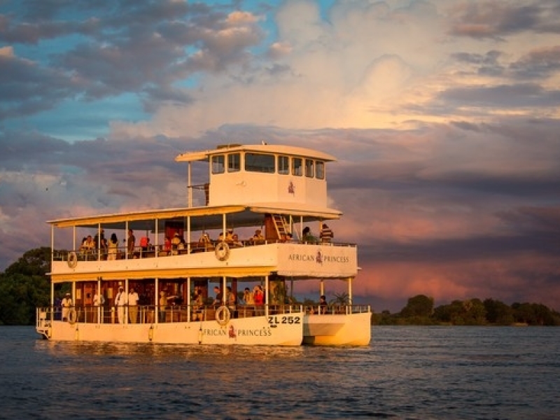 cruise-op-de-zambezi-rivier-in-zambia