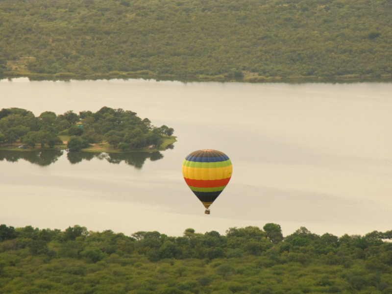 luchtballon varen in zuid-afrika in limpopo
