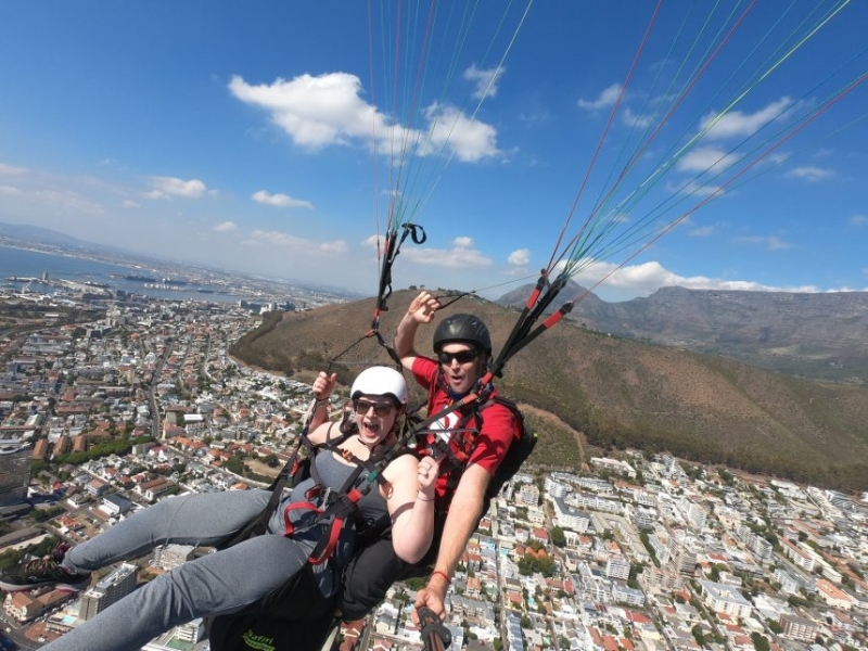 paragliding-in-zuid-afrika-boven-kaapstad