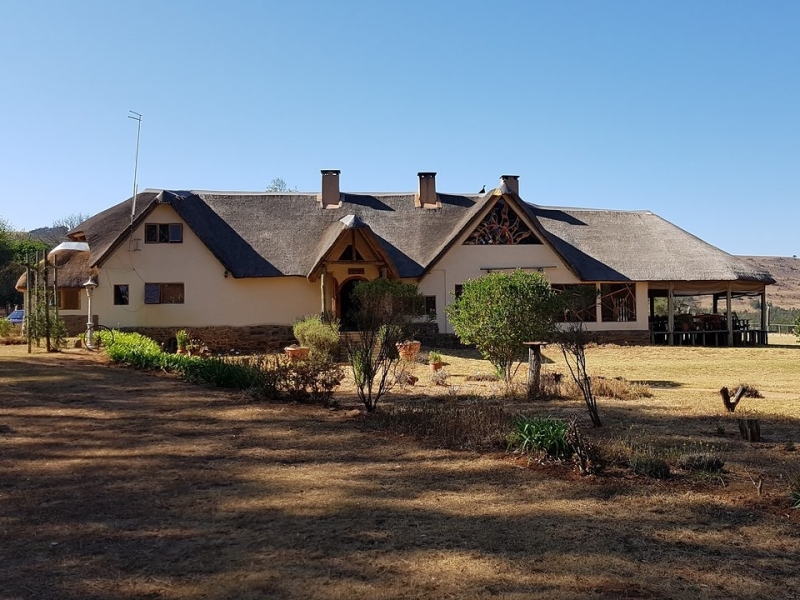 Antbear Lodge8