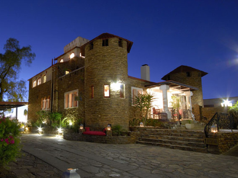 Heinitzburg-Hotel-Windhoek-Namibie-ingang