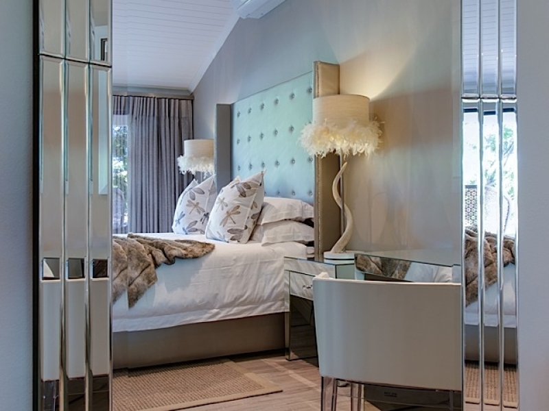 jordan-luxery-suites-spiegel