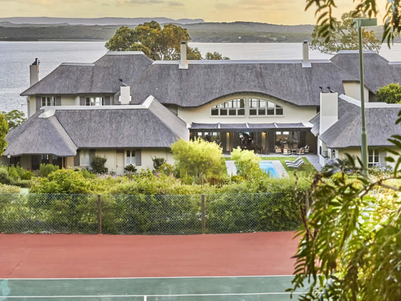 the-thatch-house-hotel-hermanus-tenniscor