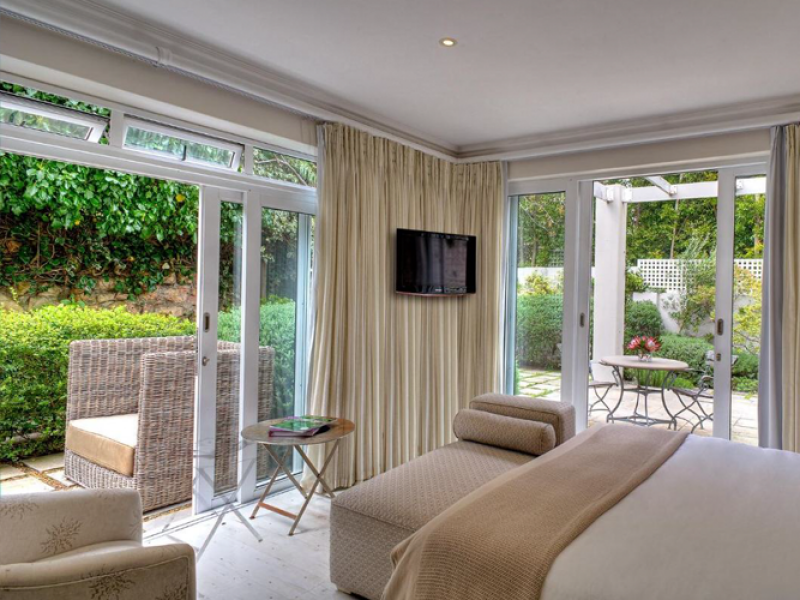 garden-room-at-sea-five-boutique-hotel-camps-bay garden-room-at-sea-five-boutique-hotel-camps-bay