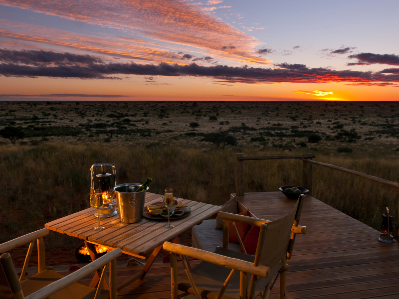 northern-cape-sunset-drinks-on-private-terrace