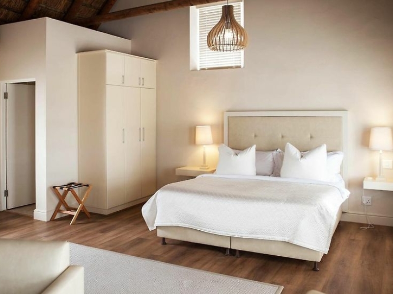 rijks-country-house-tulbagh-bedroom