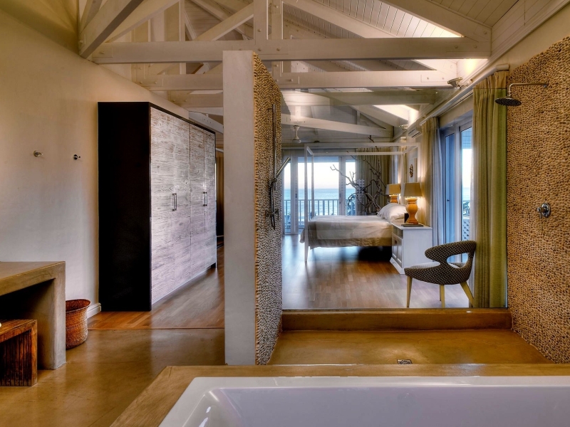 sea-five-boutique-hotel-camps-bay-cape-town-south-africa-penthouse-bedroom sea-five-boutique-hotel-camps-bay-cape-town-south-africa-penthouse-bedroom