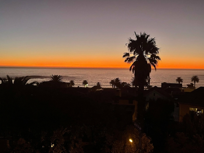 sunset-views-from-penthouse-at-sea-five-boutique-hotel-in-camps-bay sunset-views-from-penthouse-at-sea-five-boutique-hotel-in-camps-bay