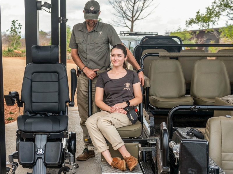 ximuwu-safari-lodge-wheelchair-friendly-safari-vehicle