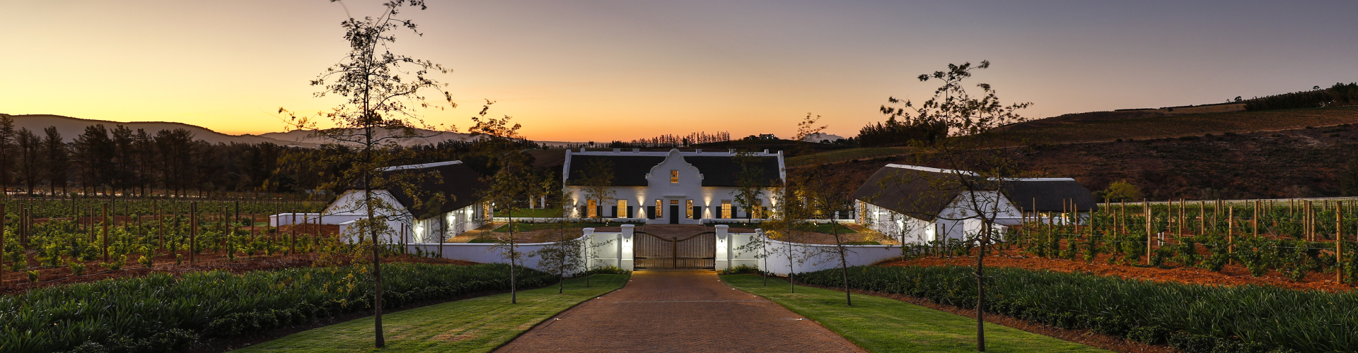 Brookdale_Estate_Hotel_sunset_view