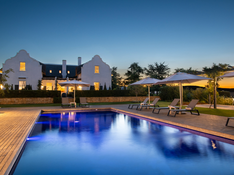 brookdale_manor_house_pool