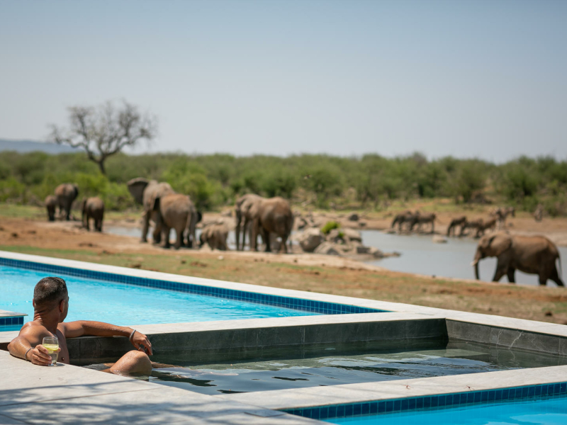 jamala_safari_lodge_jacuzzi.