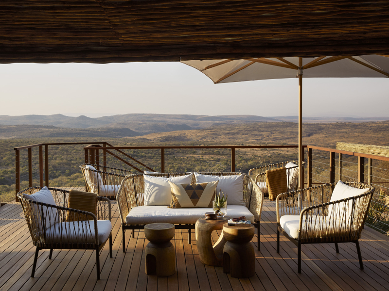 Nambiti_lodge_balcony