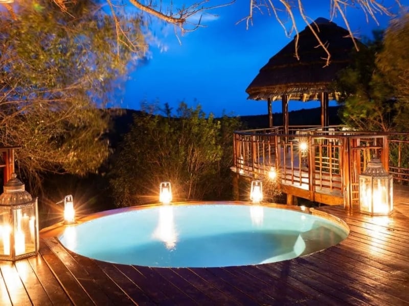 thanda_safari_pool