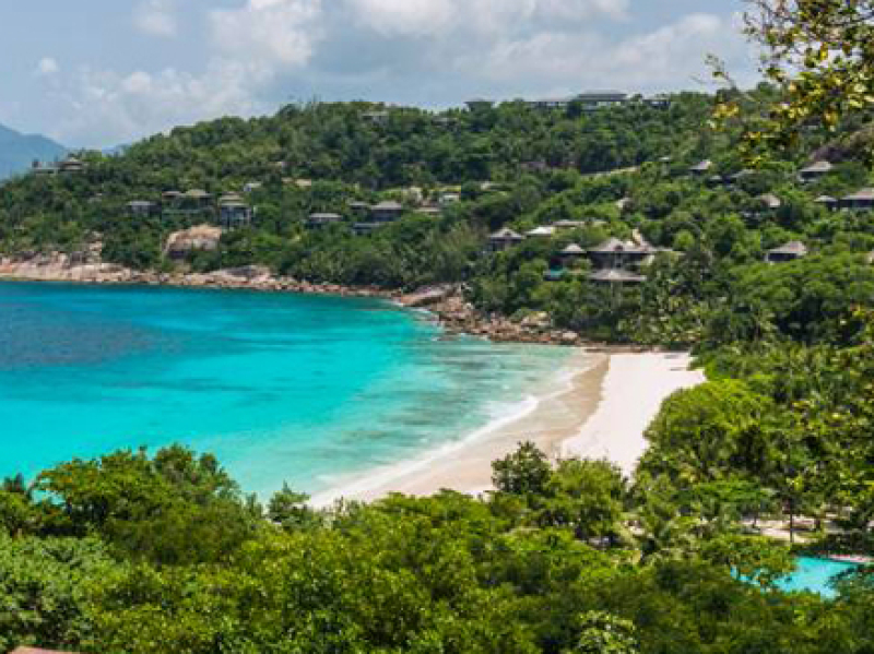four-seasons-resort-seychellen-zwembad-villa