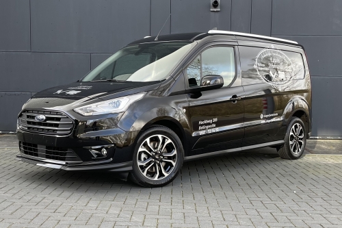 Keramische coating van Krytex op de ford transit connect van slagerij edwin wiebrands