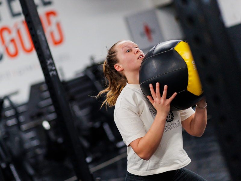 Fit worden in een Crossfit Les