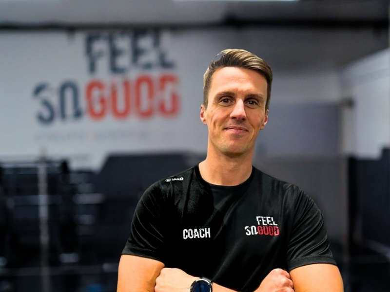 Dennie Oss Coach Dennie