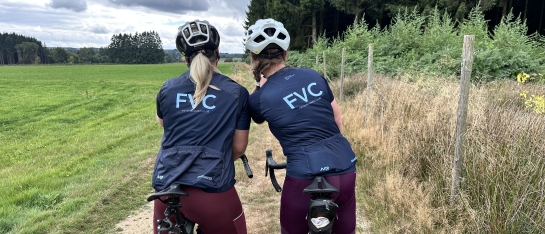 Esther en Kirsten FVC kleding