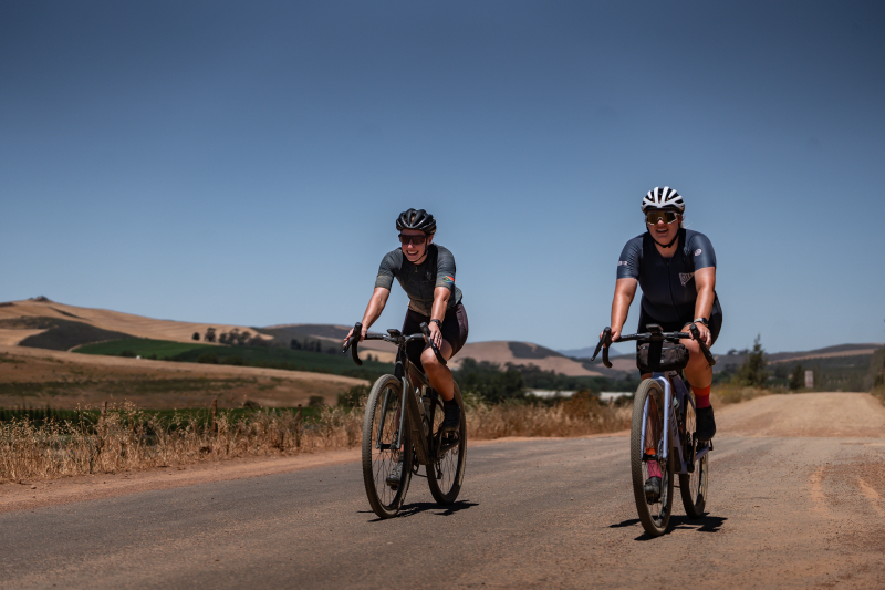 Fietsvrouwen Cape Cross met Kim