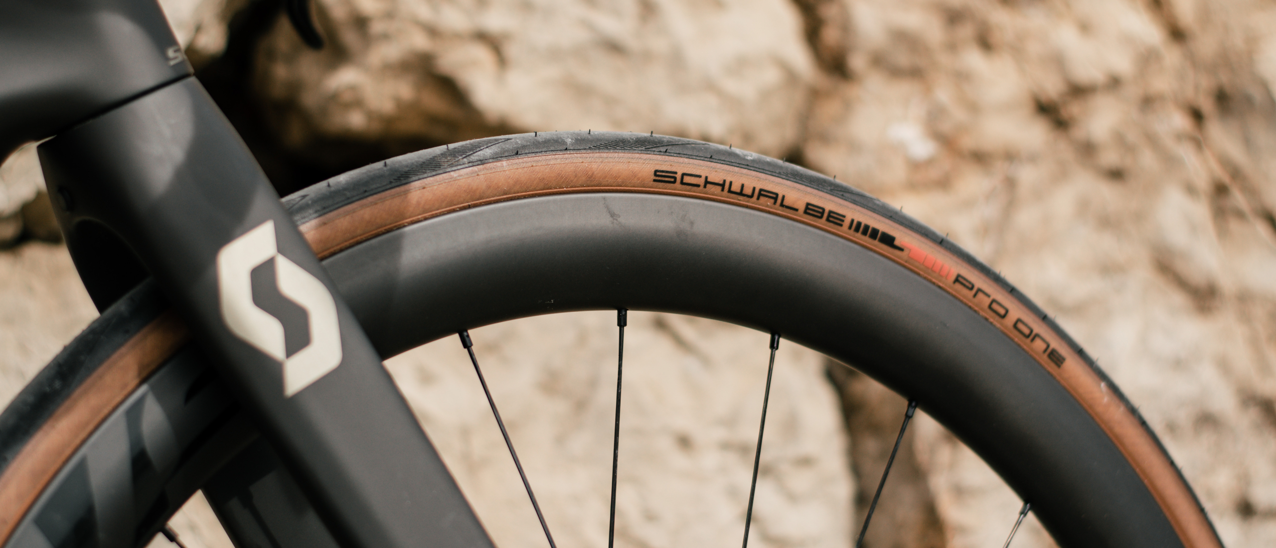 Review Schwalbe Pro One TLE 28 mm,  tubeless band voor de racefiets
