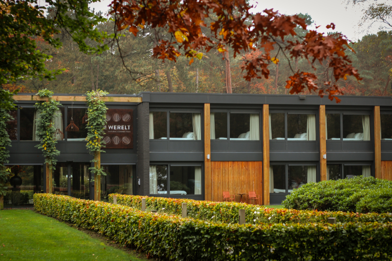 Hotel de Werelt in Herfst