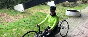 Handbiker Yvette moet op 2 april de tijdrit van haar leven rijden!