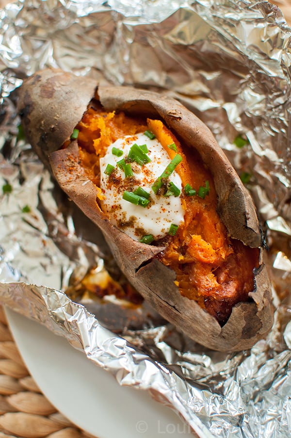 baked-sweet-potatoes-on-the-bbq