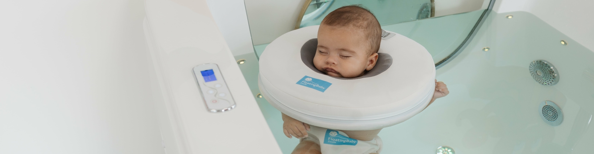 melanie-kiers-floating-baby-zwolle-baby-floaten-baby-massage-omega-3-olie-en-vitamine-k2-d3-6